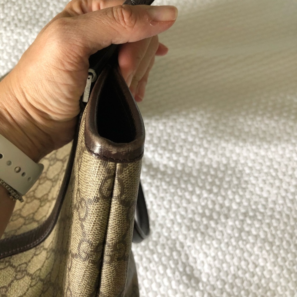 GG Supreme Tan on Brown tote - Picture 5 of 9